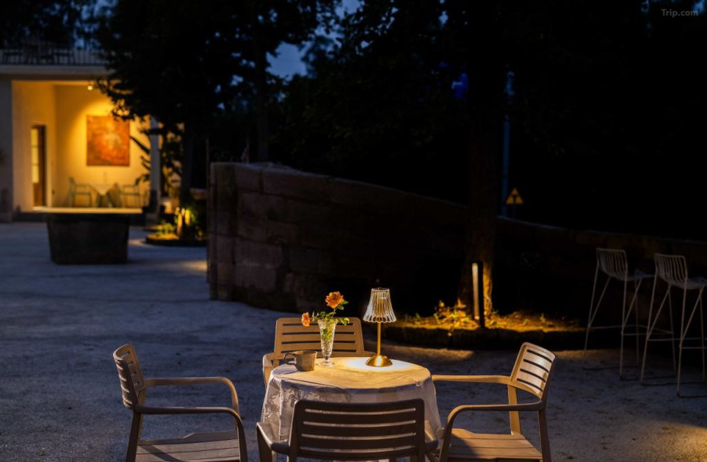 0203j12000oh5swvmD1DF_W_1280_853_R5