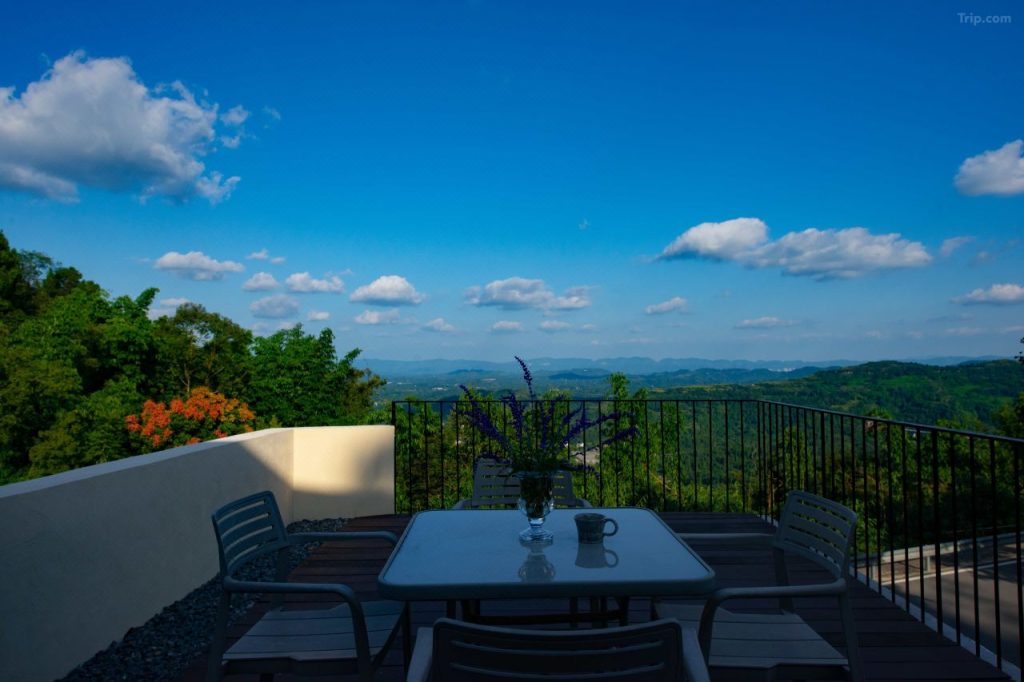 1mc4m12000ojcuq4qBE3B_W_1280_853_R5